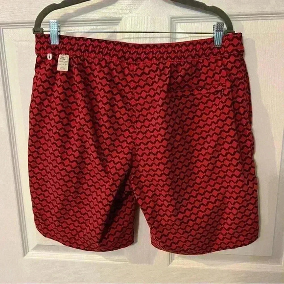 J Crew Men’s Swim Trunks Shorts Suit Geometric Patterned in Red and Navy Size 35 - Picture 4 of 9